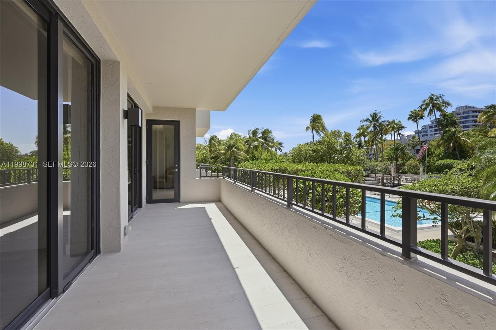 251 Crandon Blvd 202 photo 12