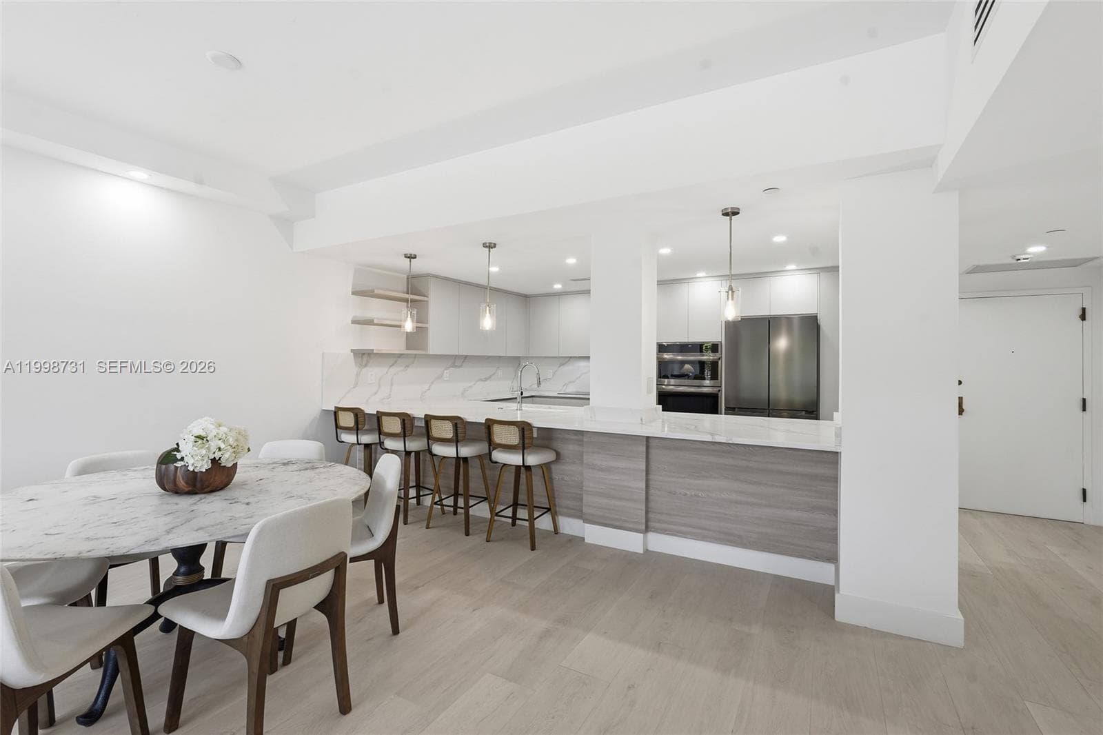 251 Crandon Blvd 202 photo 1