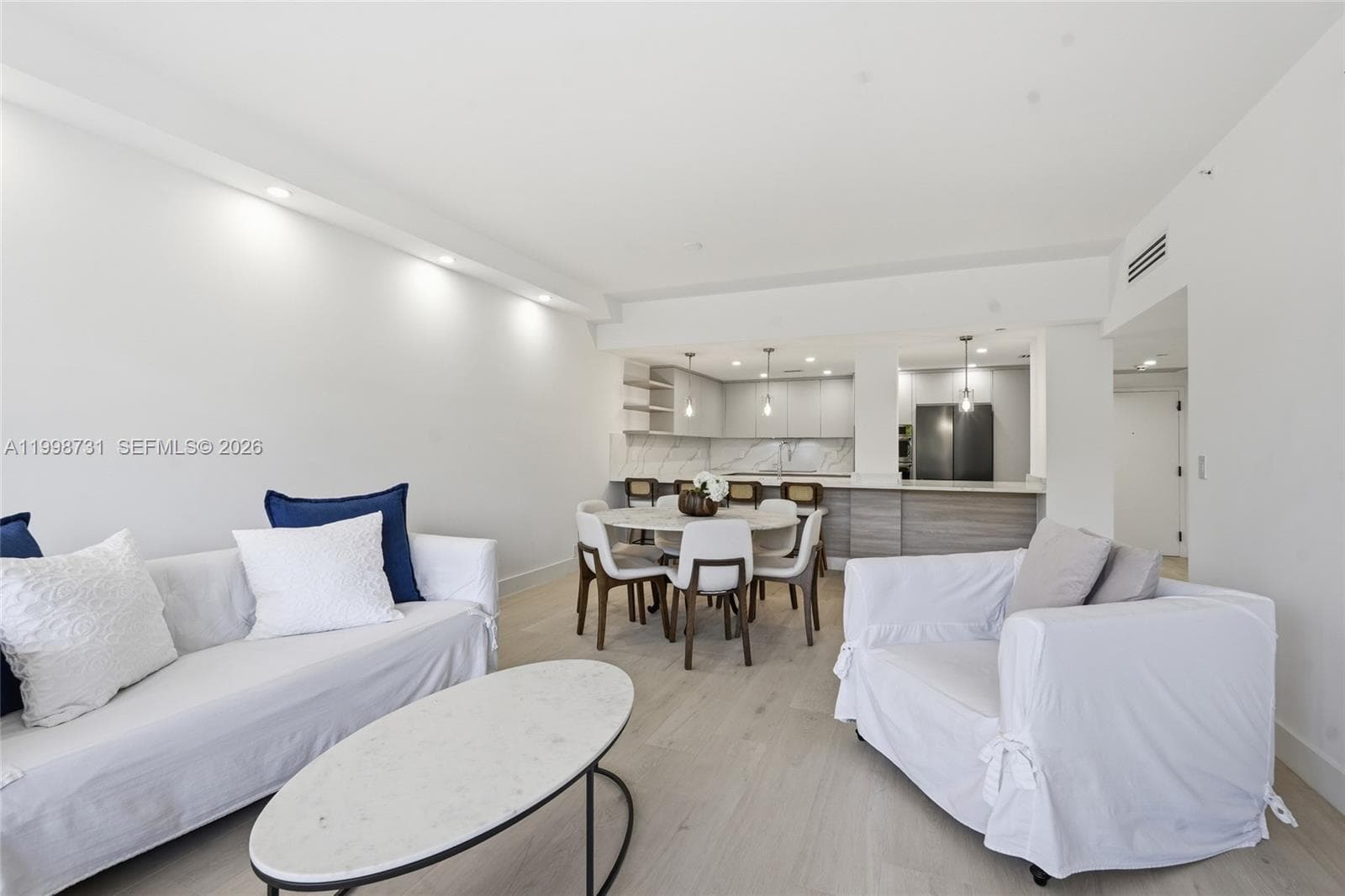 251 Crandon Blvd 202 photo 9