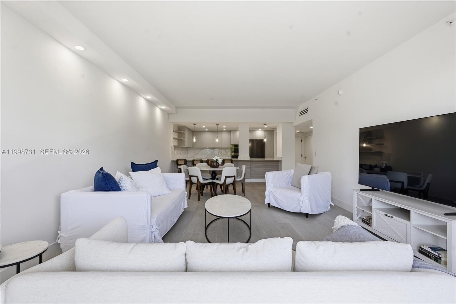 251 Crandon Blvd 202 photo 10