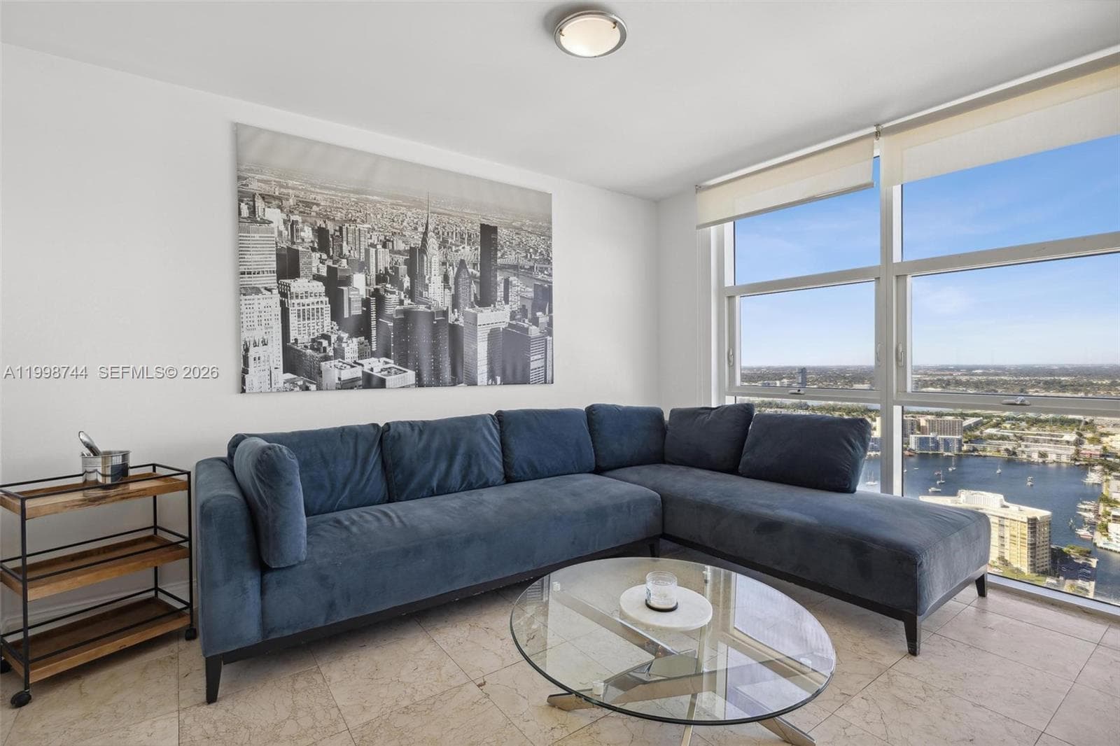 1830 S OCEAN DR 4907 photo 2
