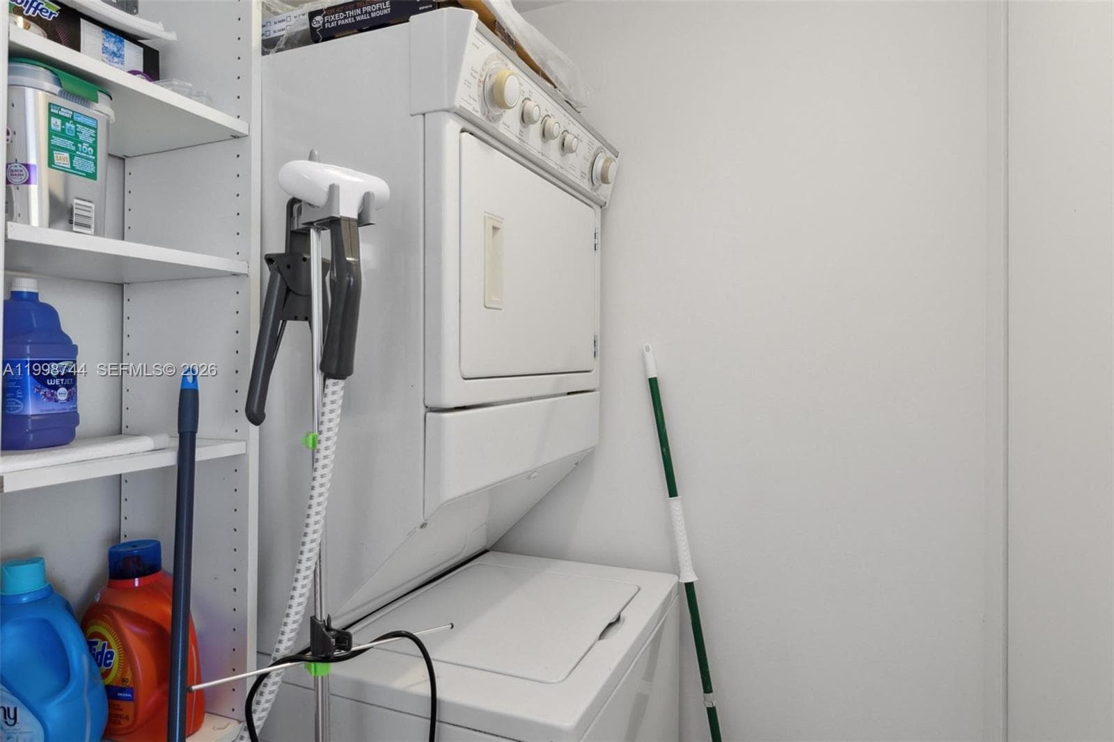 1830 OCEAN DR 4907 photo 10