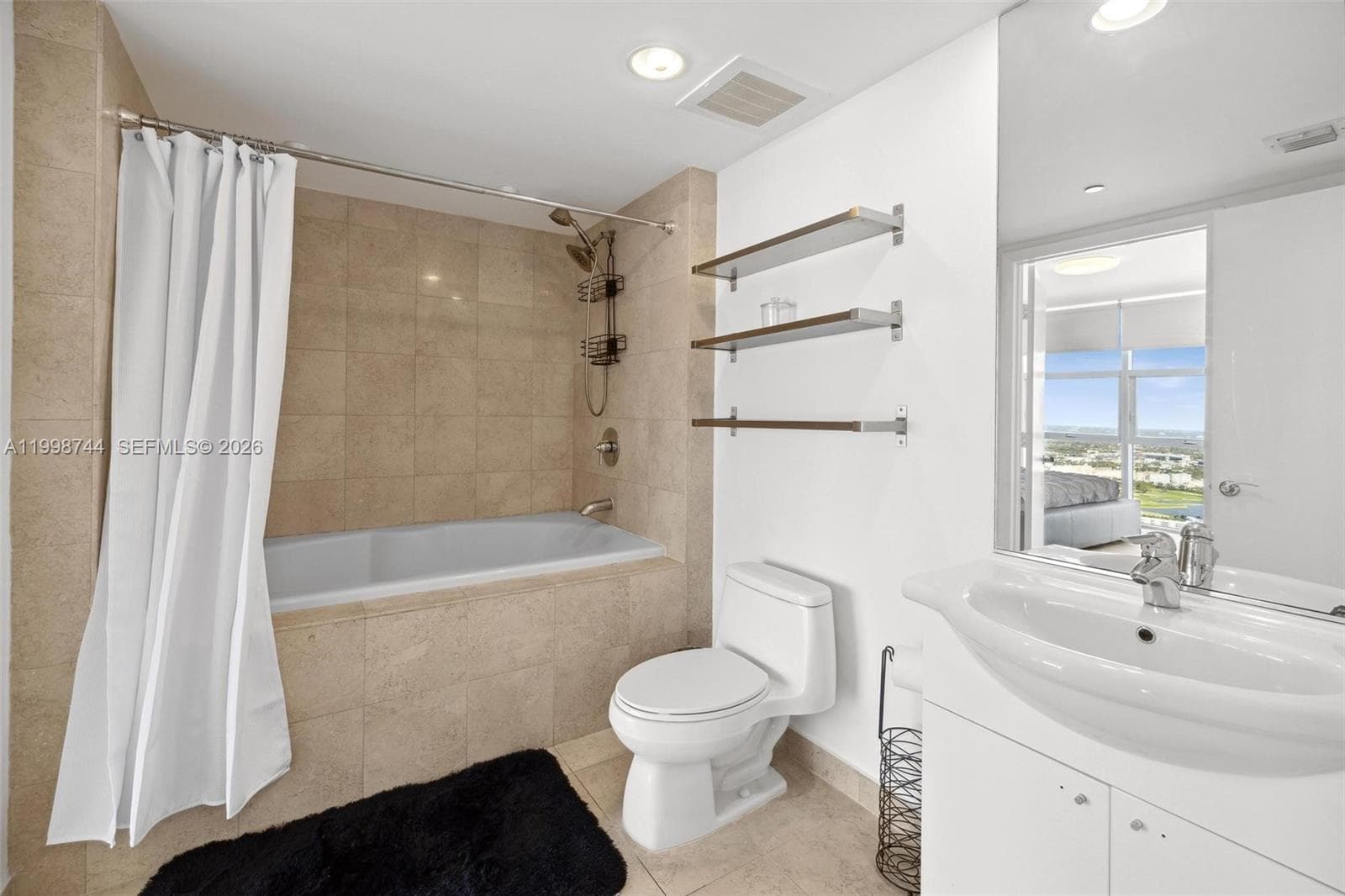1830 S OCEAN DR 4907 photo 14