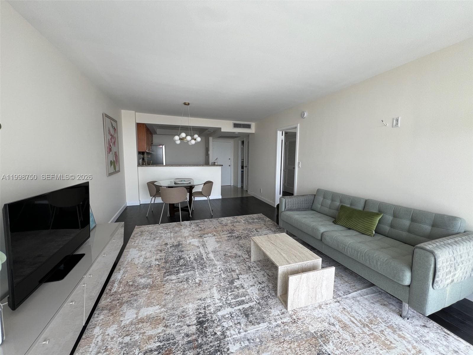 2030 Ocean Dr 2102 photo 9