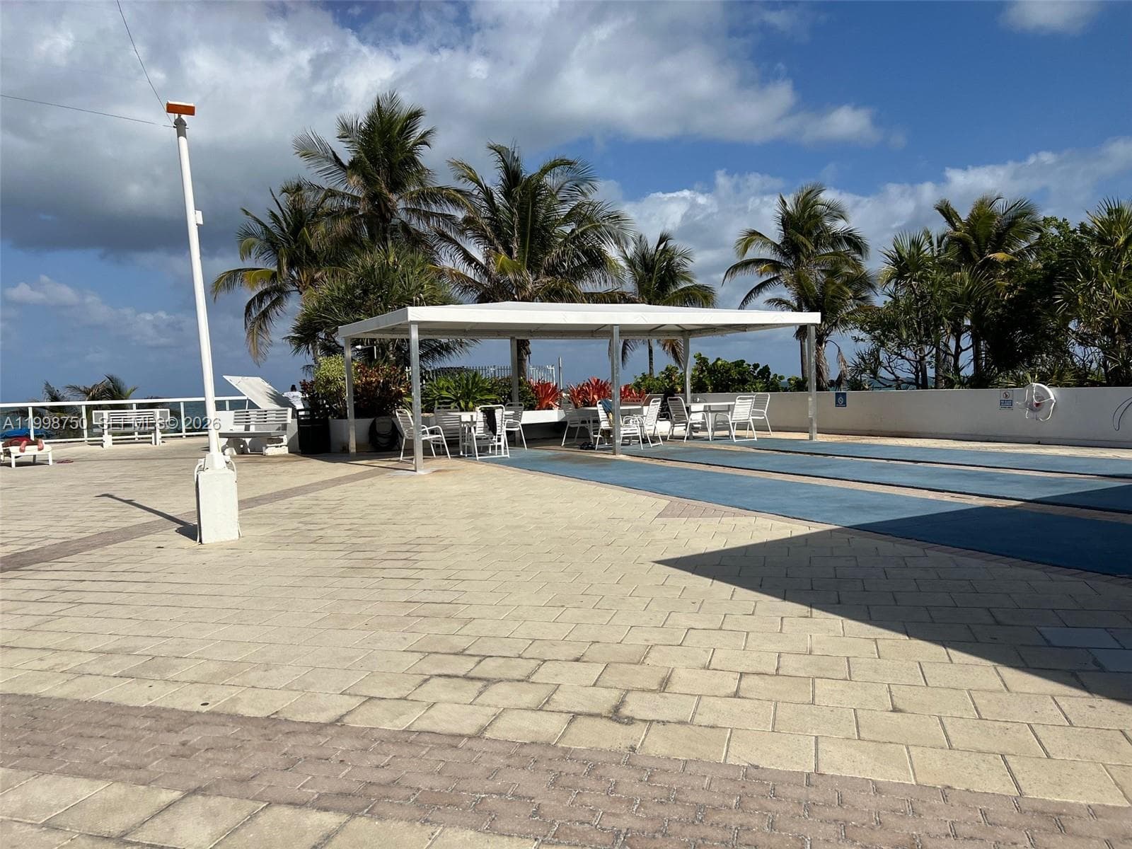 2030 Ocean Dr 2102 photo 18