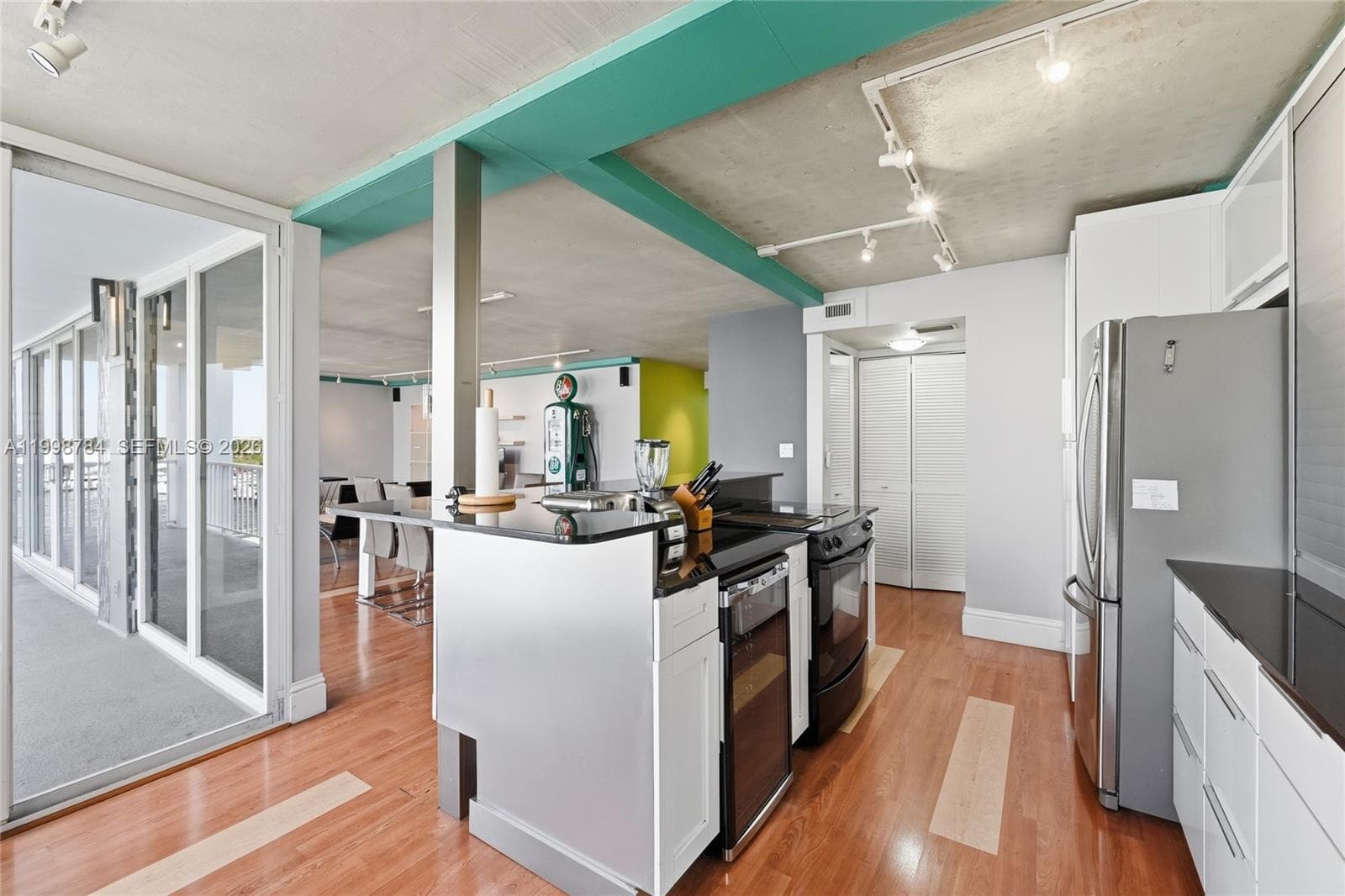 2800 Sunrise Blvd 7F photo 17