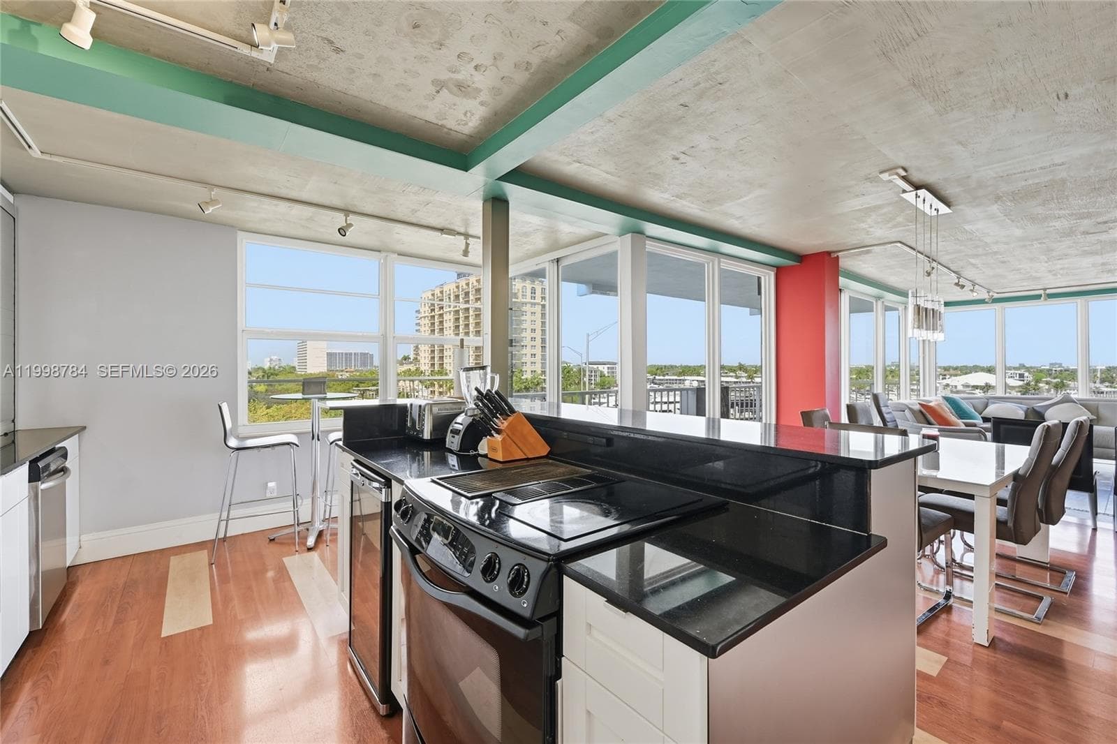 2800 Sunrise Blvd 7F photo 19