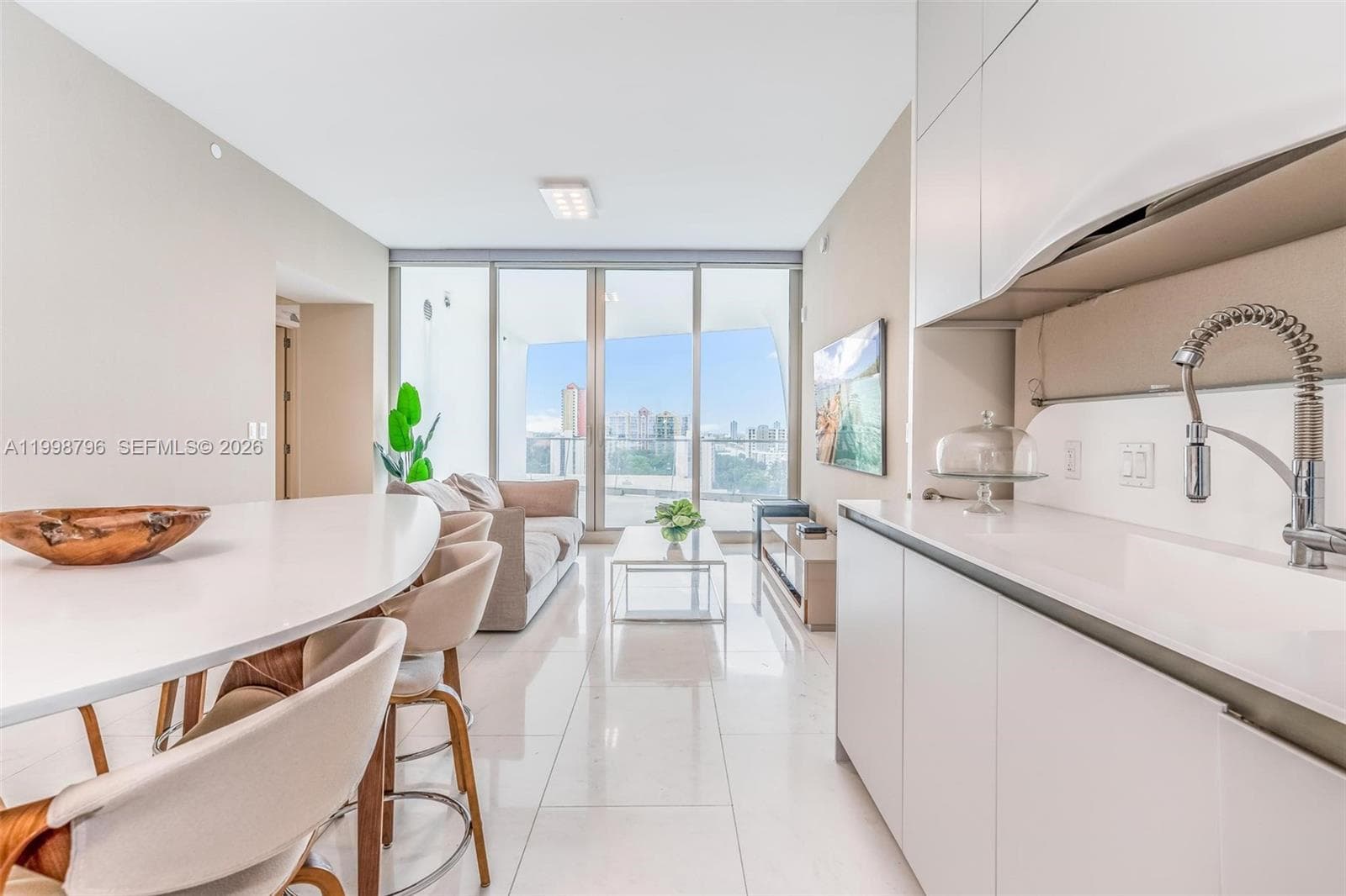 16901 Collins Ave 903 photo 22