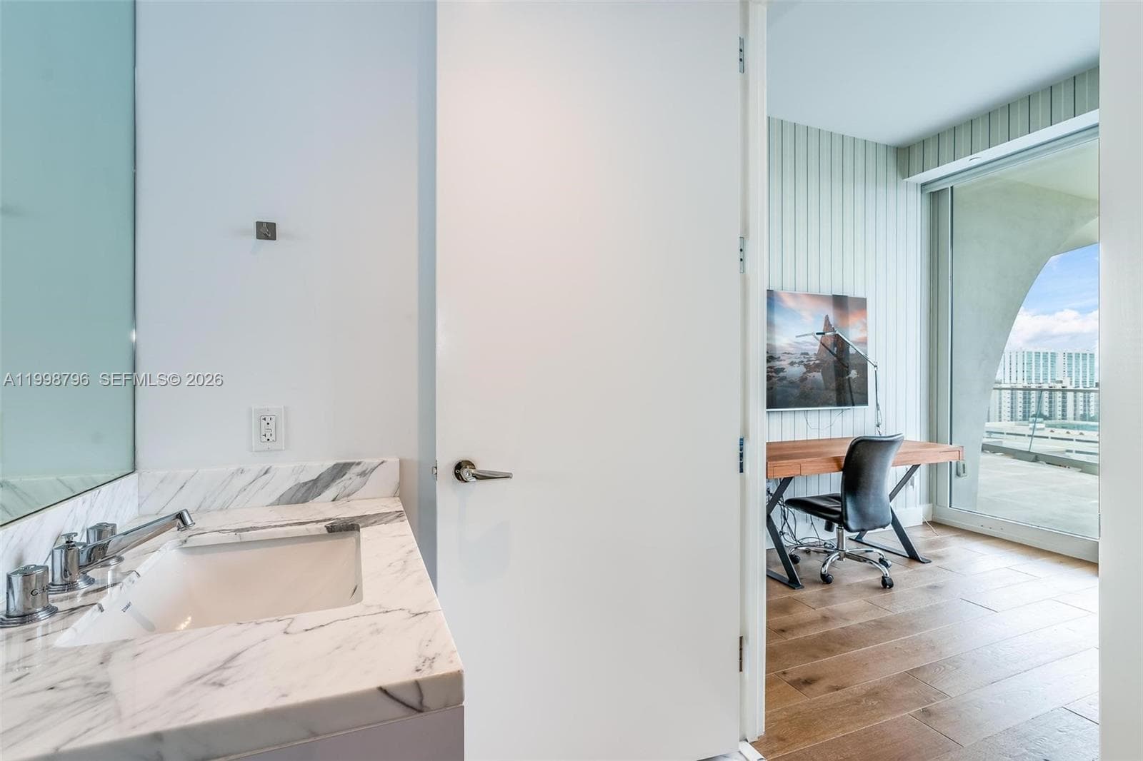 16901 Collins Ave 903 photo 20