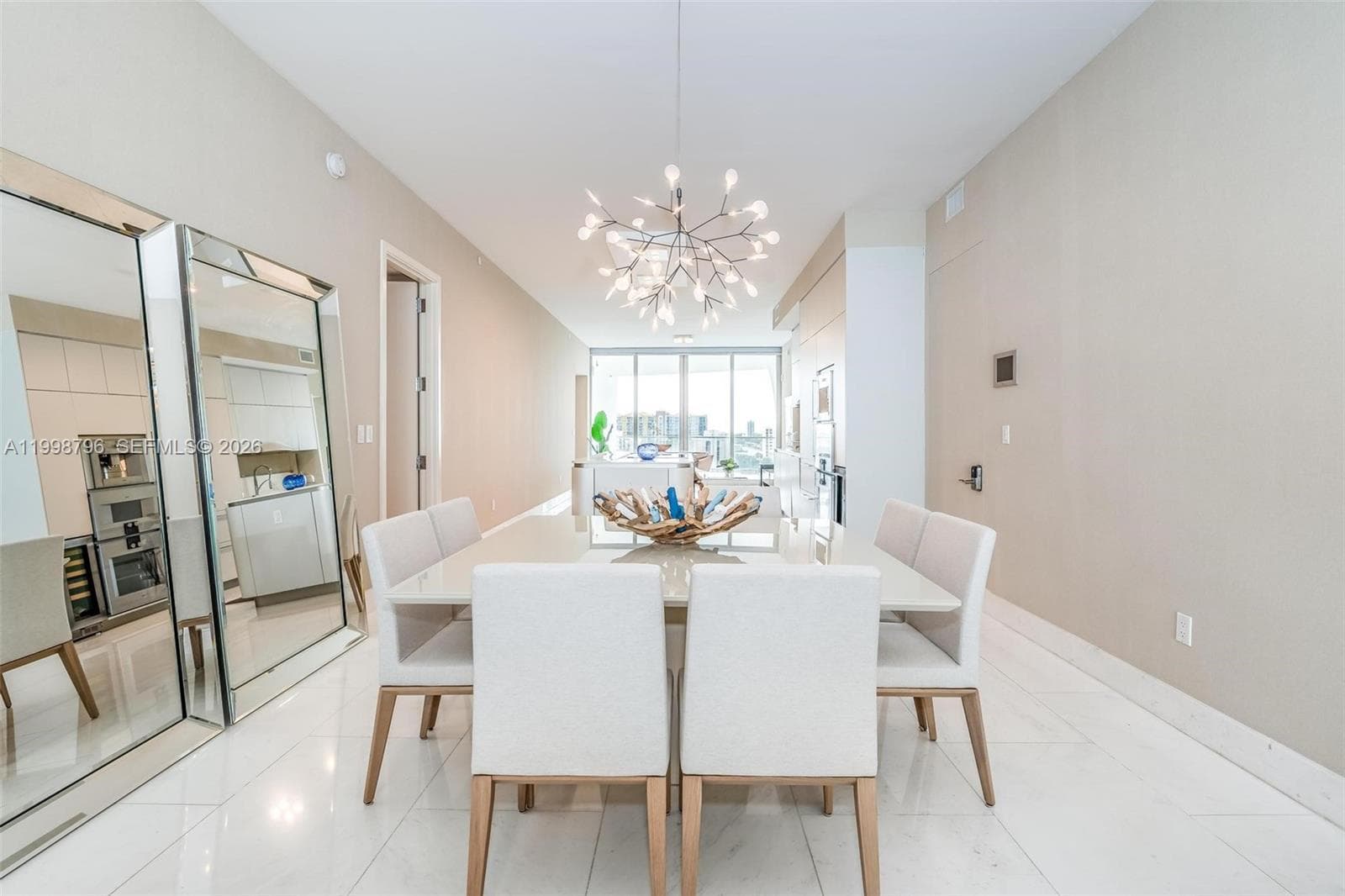 16901 Collins Ave 903 photo 8