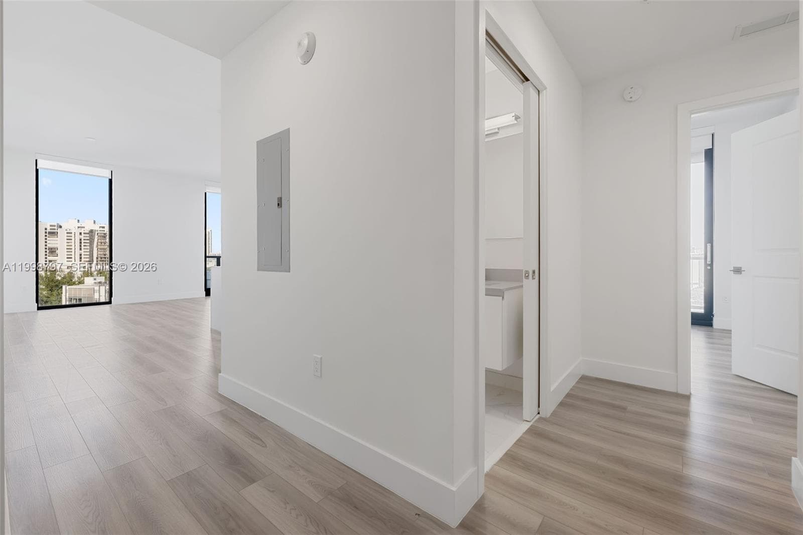 101 Diplomat Pkwy 1002 photo 15