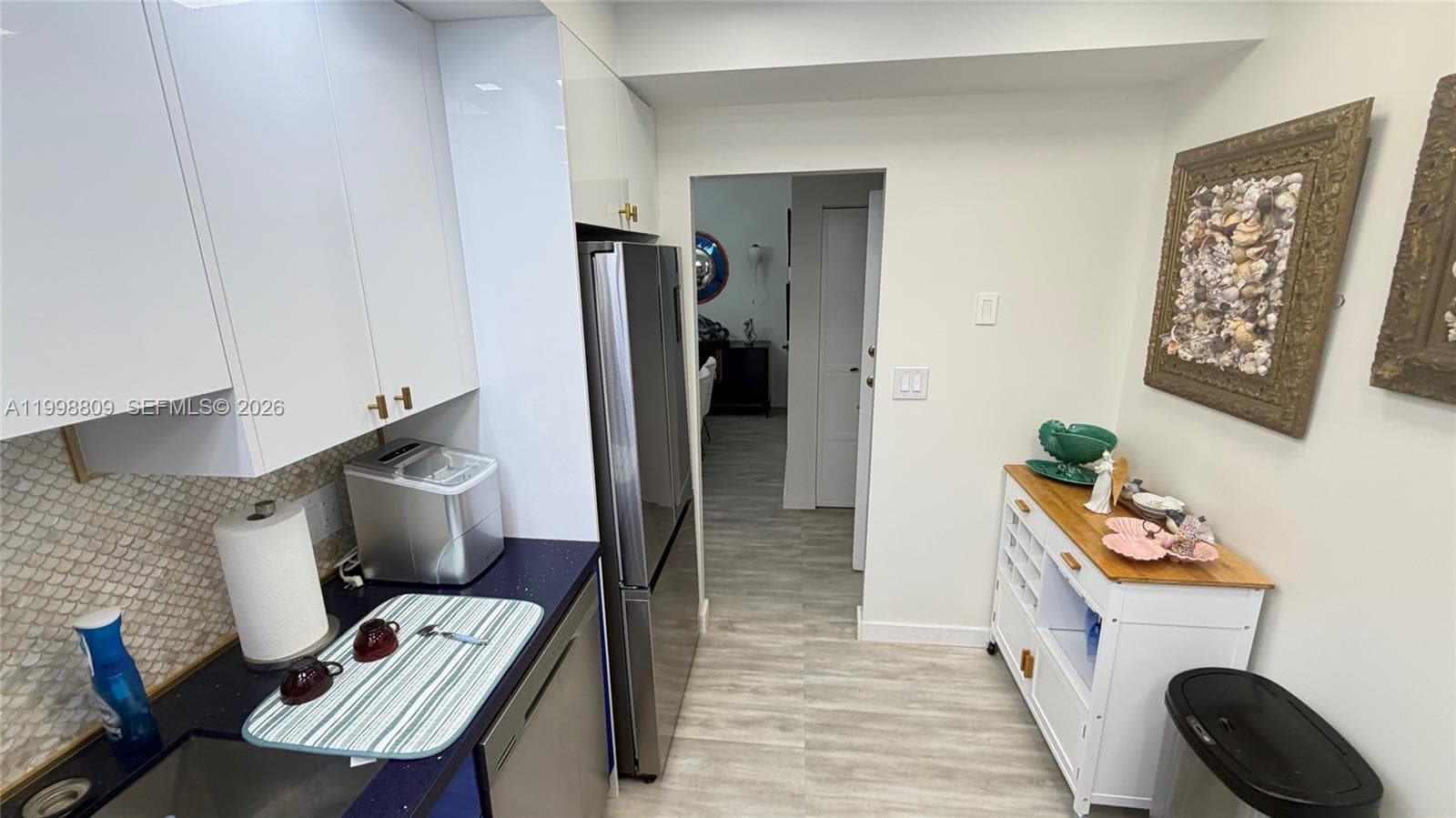 1965 Ocean Dr 5D photo 6