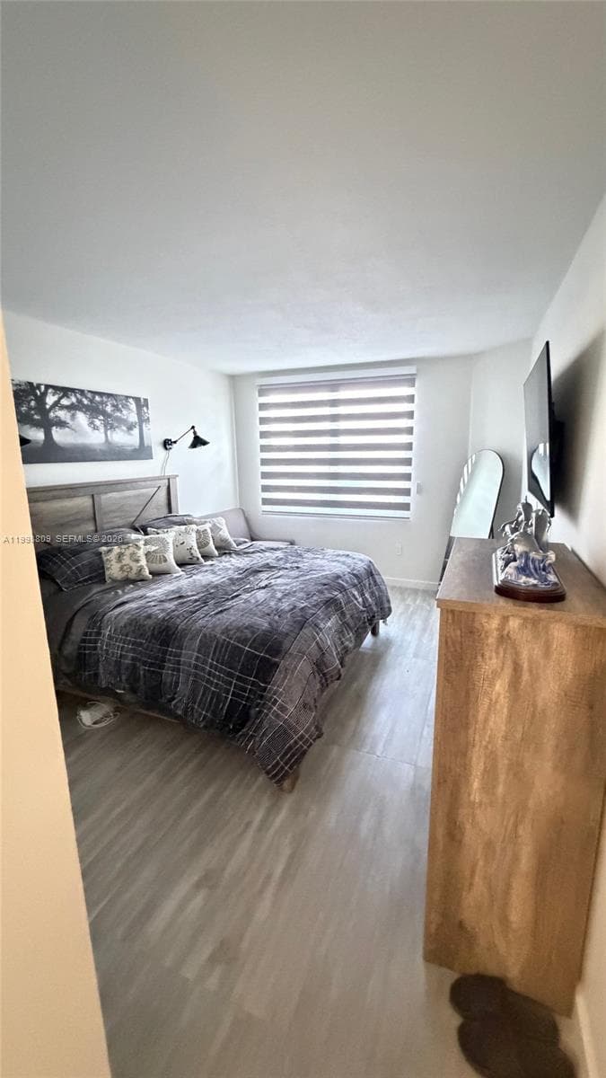 1965 Ocean Dr 5D photo 13