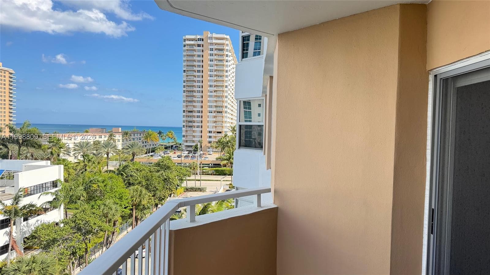 1965 S Ocean Dr 5D photo 1