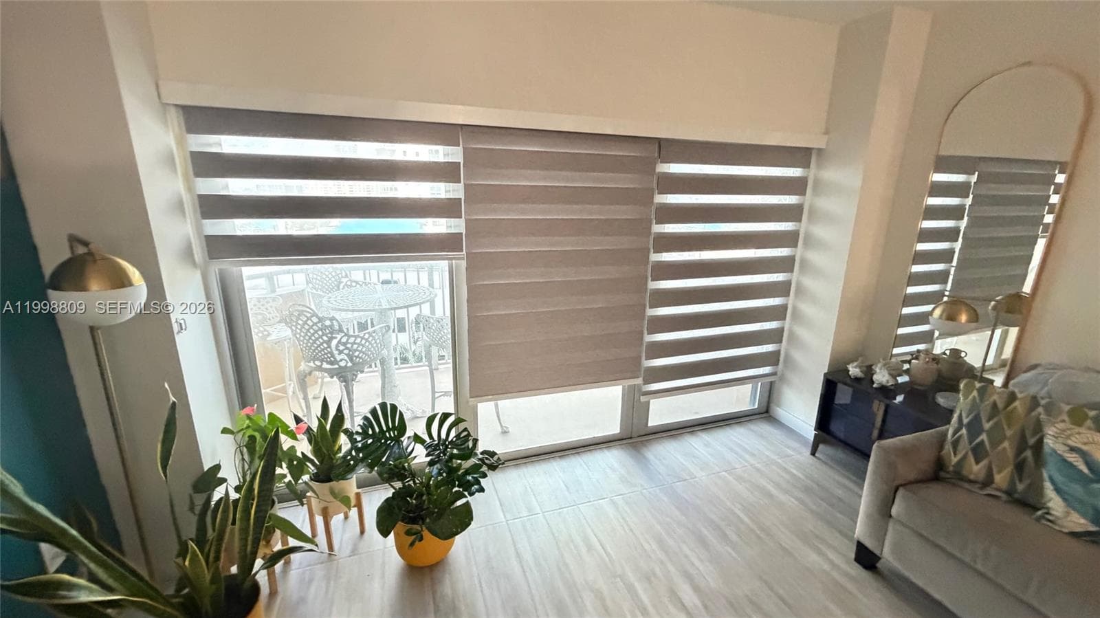 1965 Ocean Dr 5D photo 9