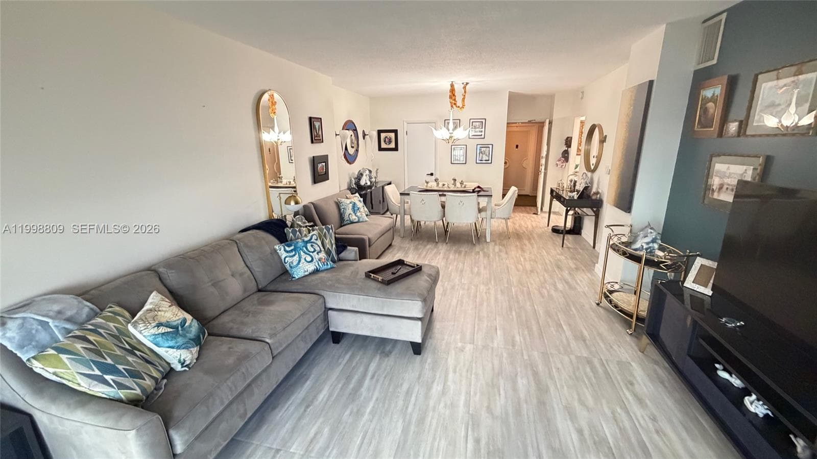 1965 Ocean Dr 5D photo 10