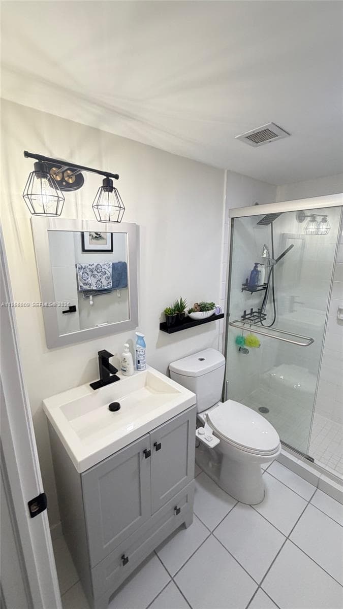 1965 Ocean Dr 5D photo 14