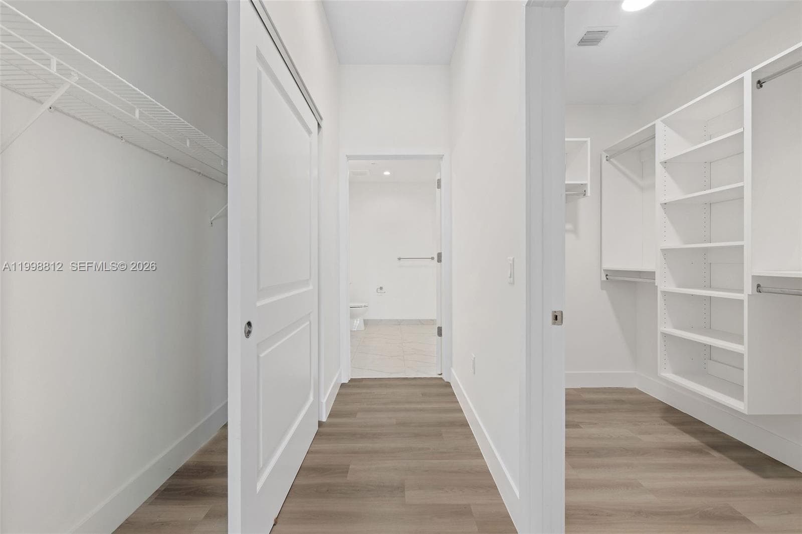 101 Diplomat Pkwy 1004 photo 23