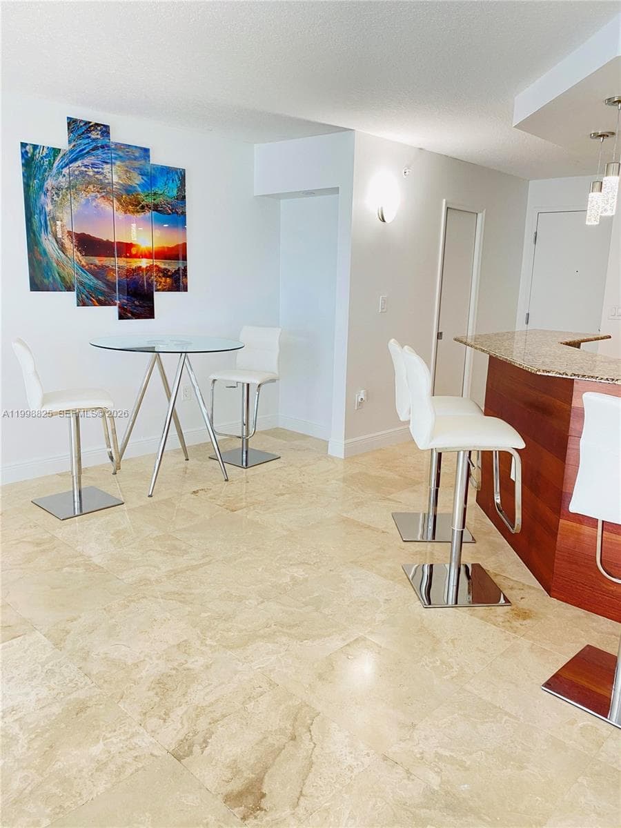 6917 Collins Ave 904 photo 7