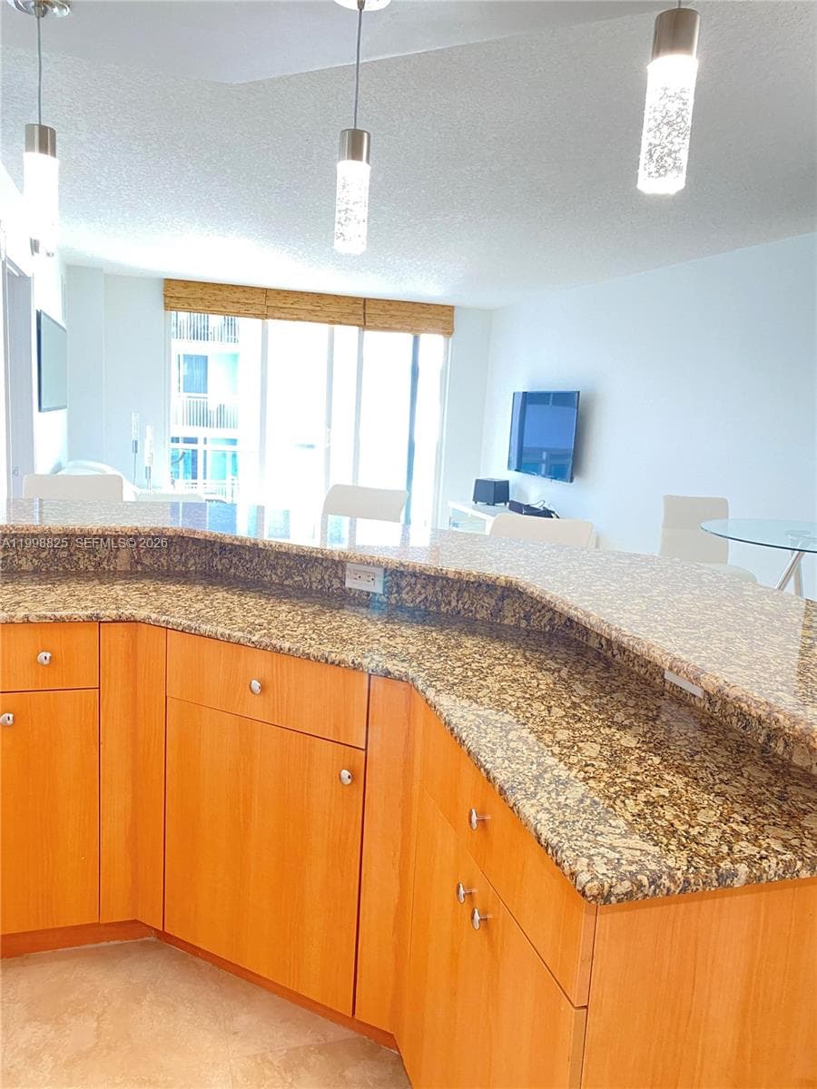 6917 Collins Ave 904 photo 4