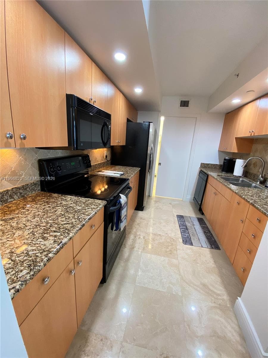 6917 Collins Ave 904 photo 8