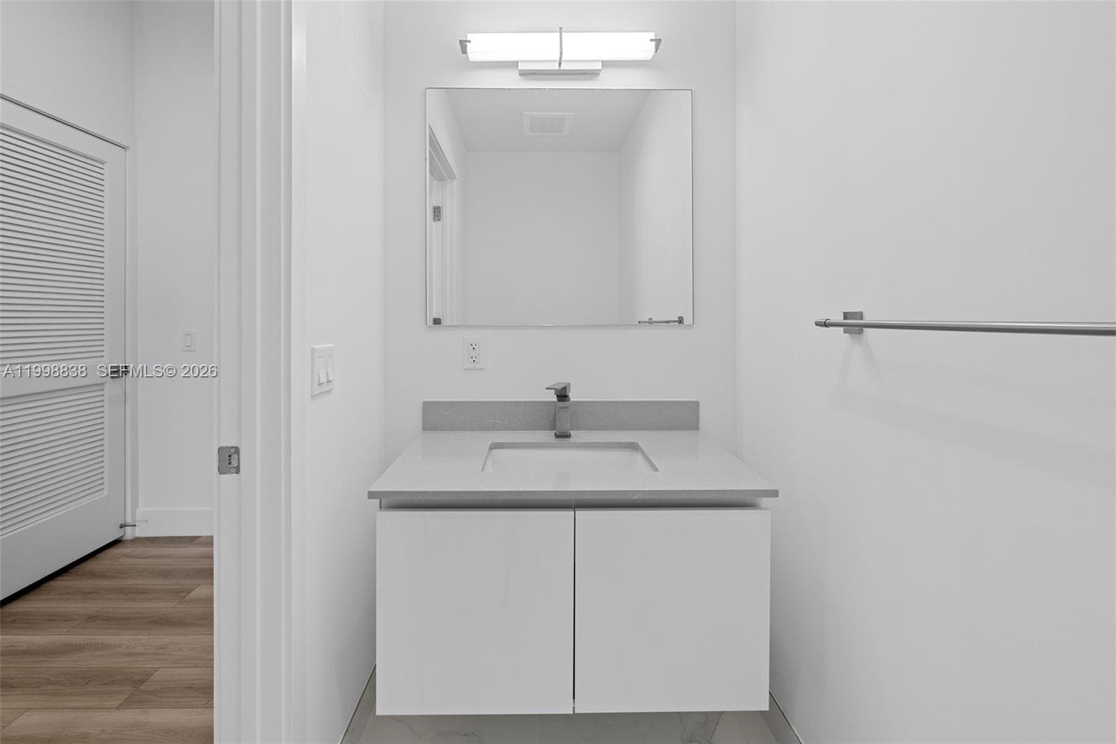 101 Diplomat Pkwy 1201 photo 16