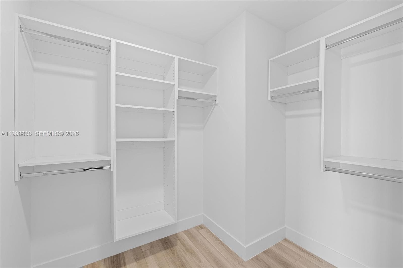 101 Diplomat Pkwy 1201 photo 24