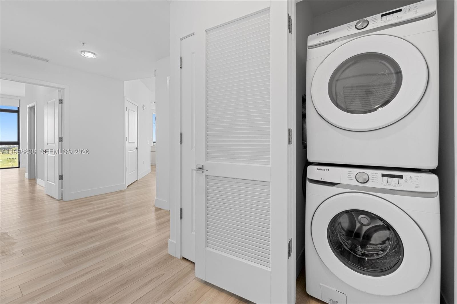 101 Diplomat Pkwy 1201 photo 19