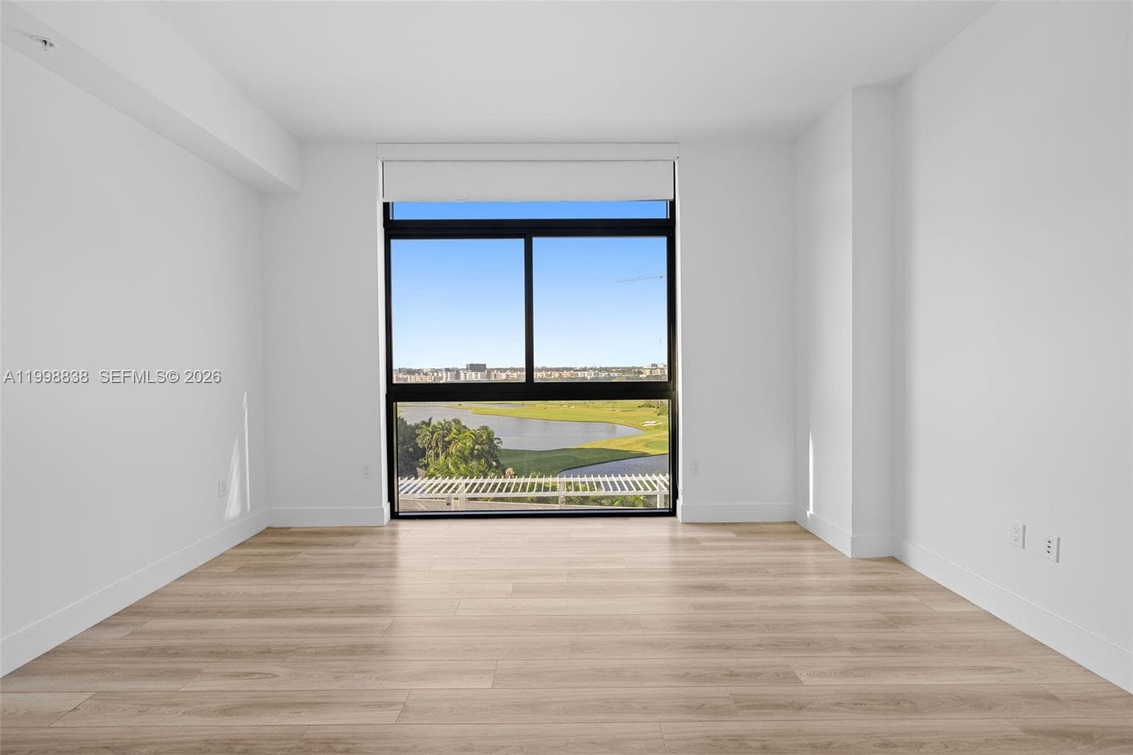 101 Diplomat Pkwy 1201 photo 21