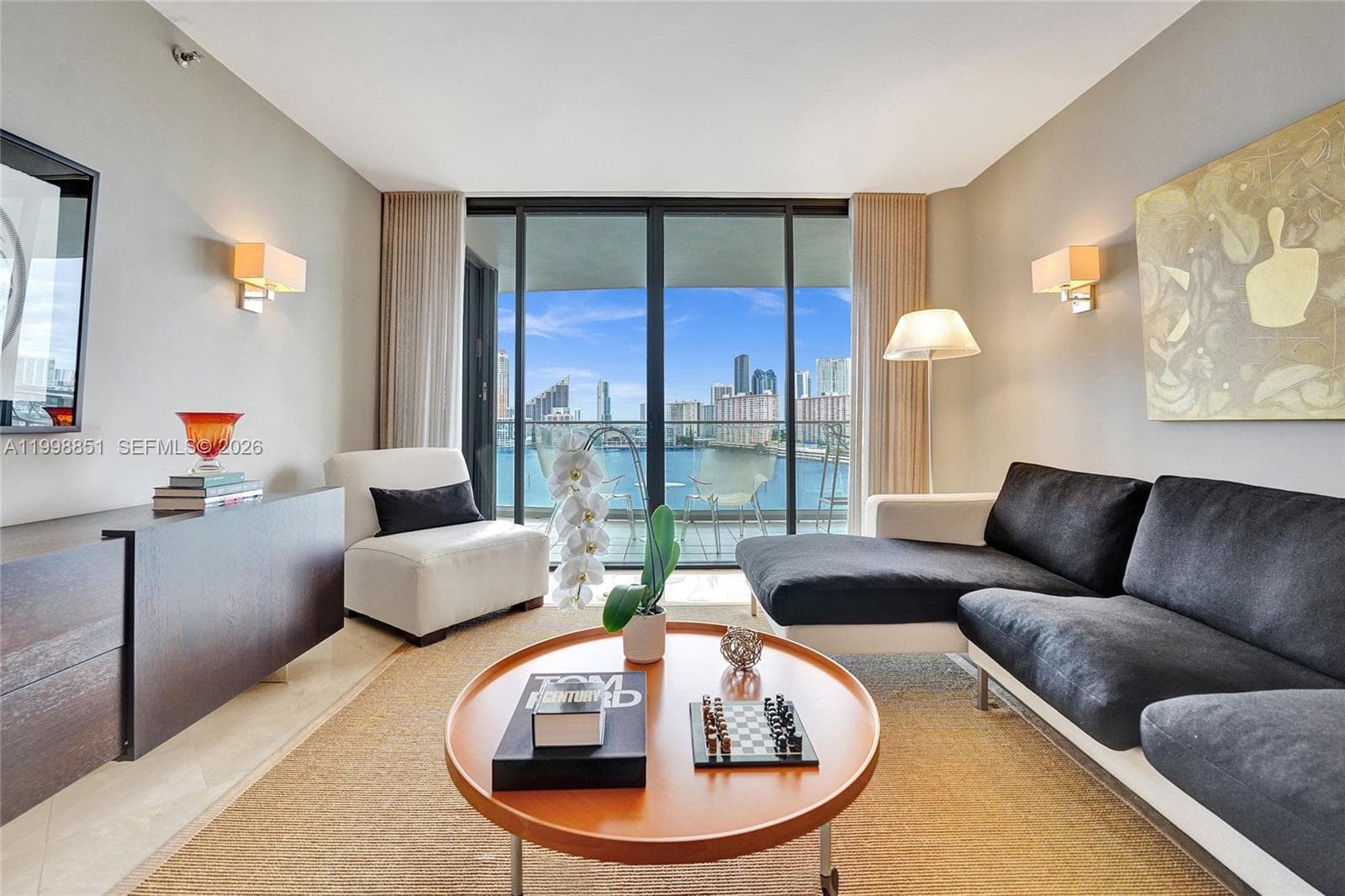 2800 Island Blvd 1001 photo 8