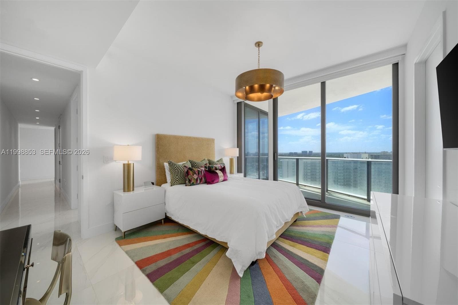 15701 Collins Ave 2005 photo 16