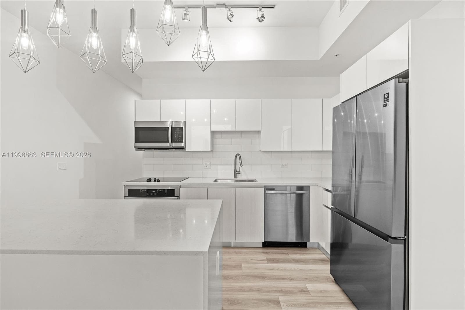 101 Diplomat Pkwy 1206 photo 12