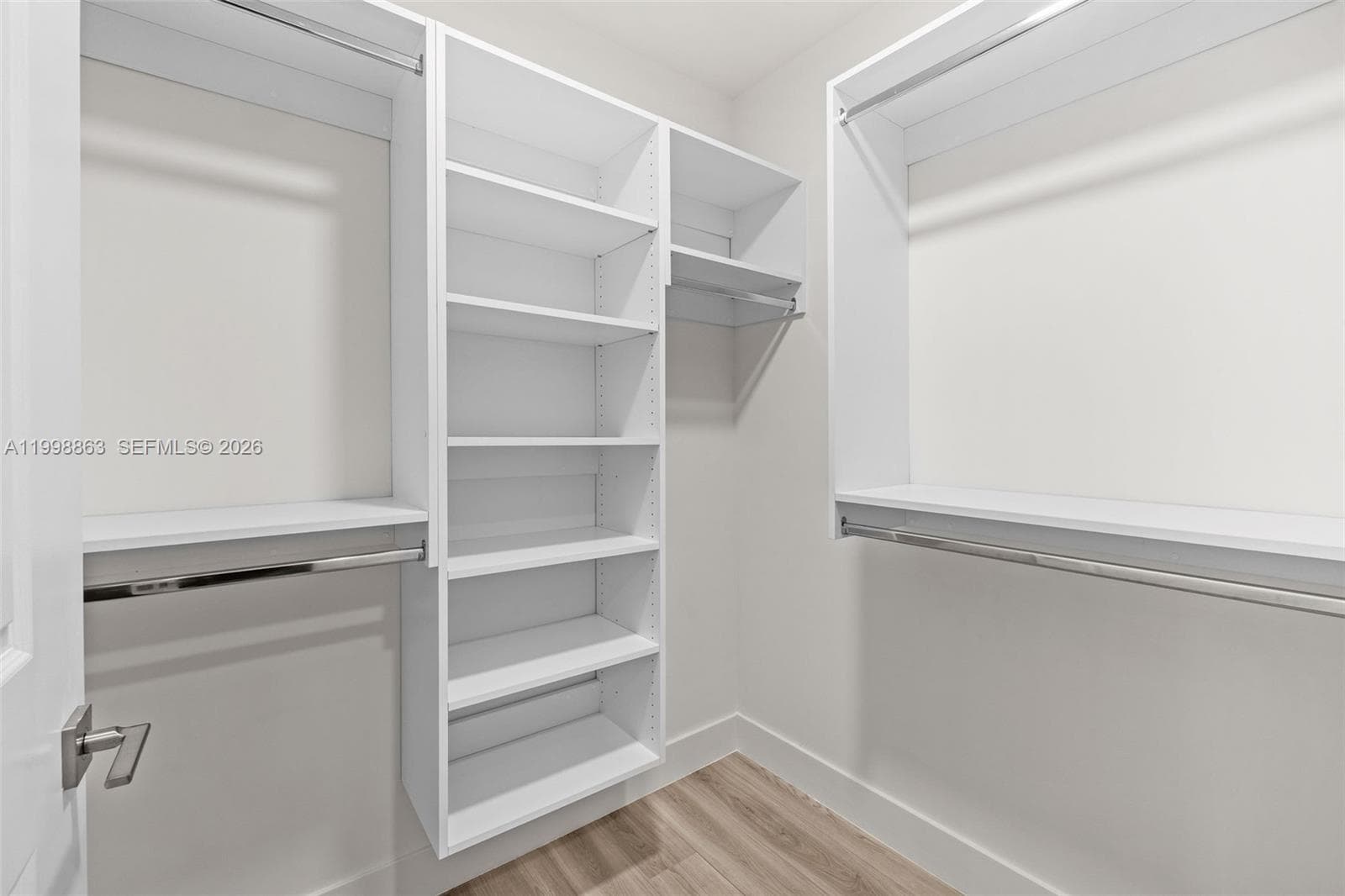 101 Diplomat Pkwy 1206 photo 20