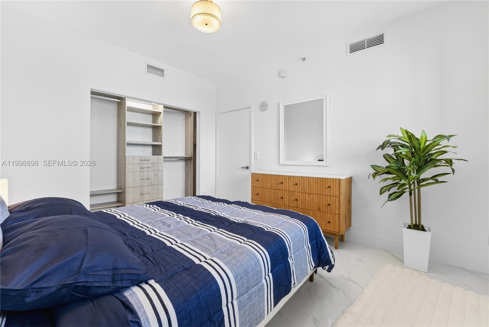 888 Biscayne Blvd 2404 photo 15