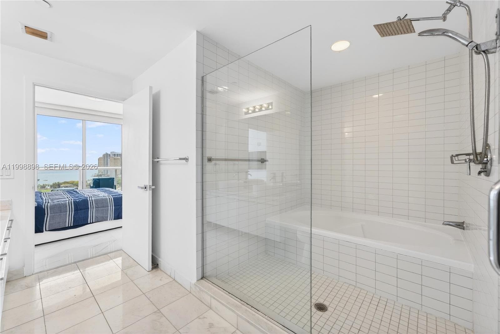 888 Biscayne Blvd 2404 photo 11