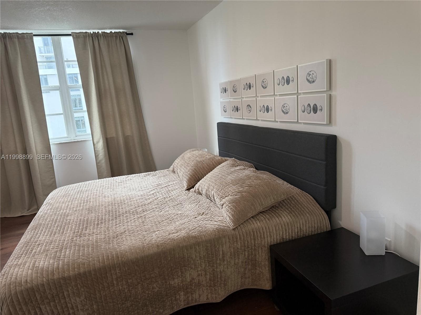 19555 Country Club Dr 8602 photo 7