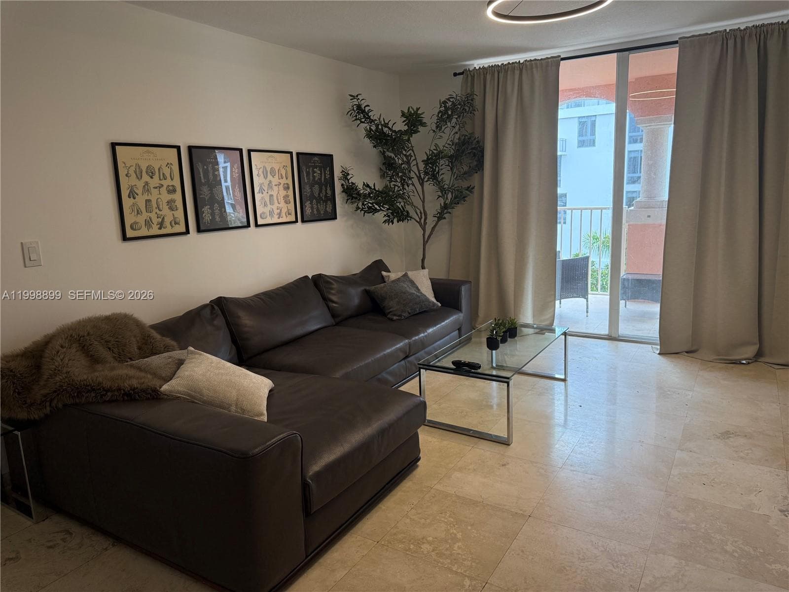 19555 Country Club Dr 8602 photo 3