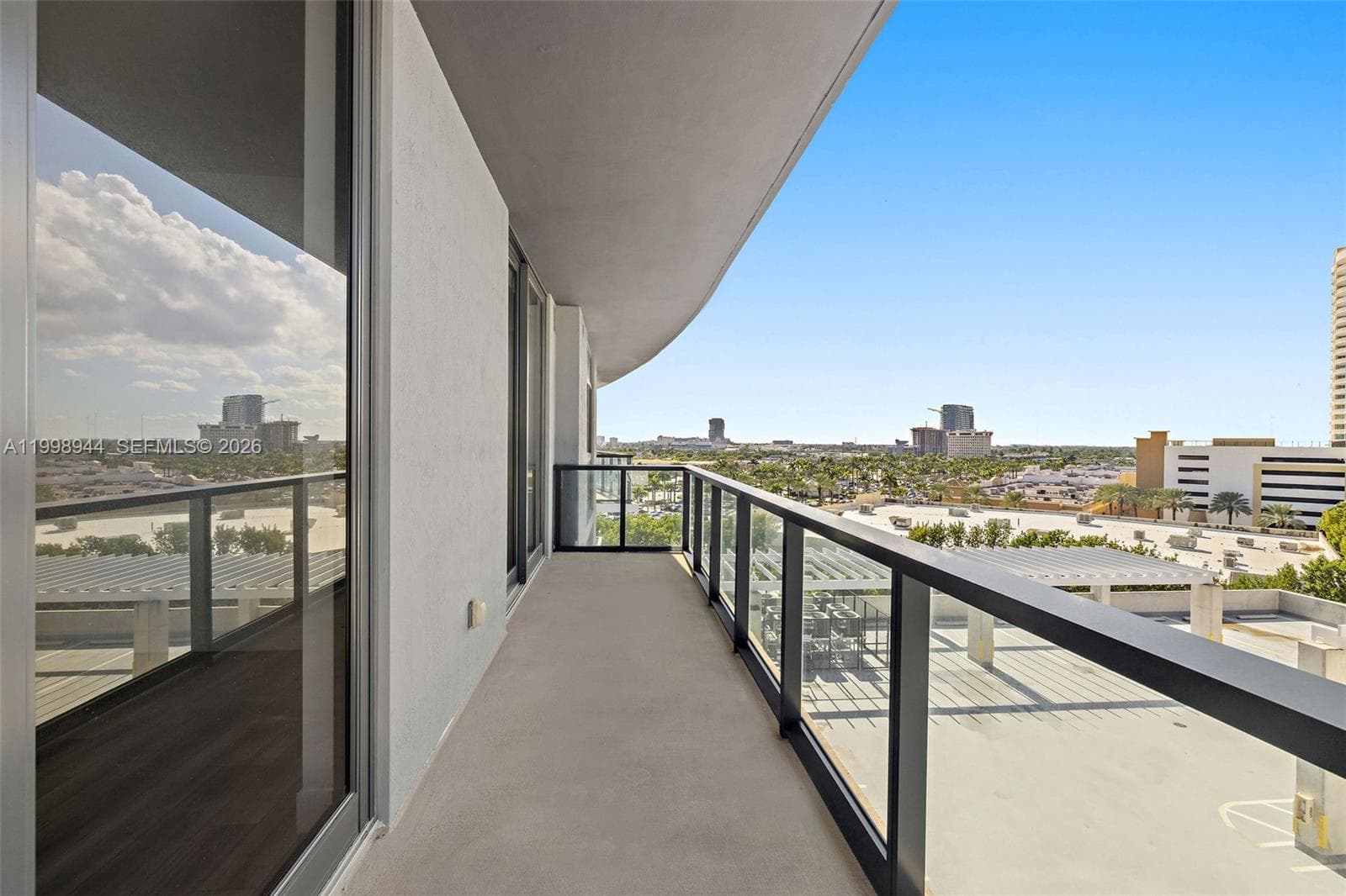 101 Diplomat Pkwy 1409 photo 13