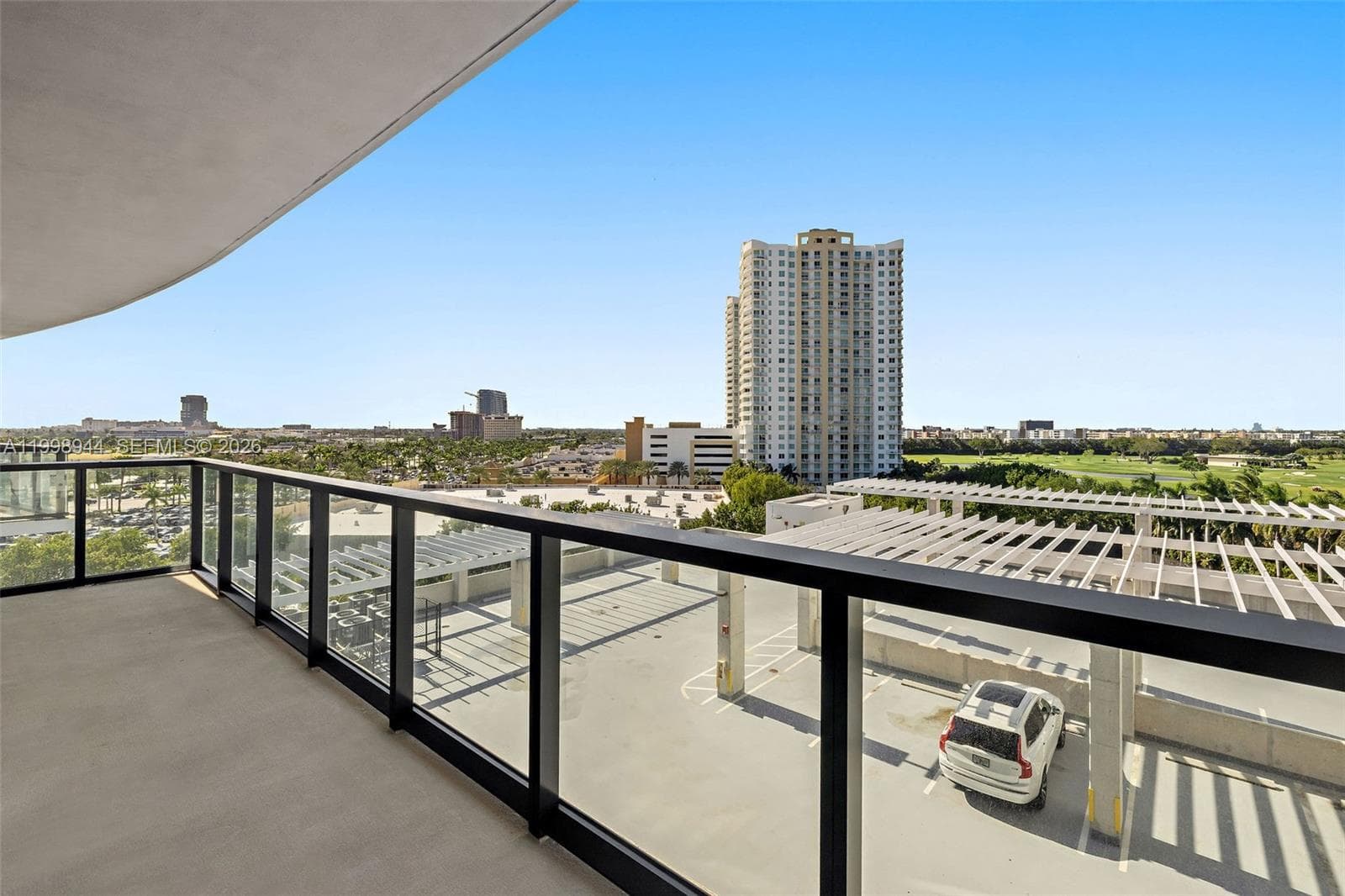 101 Diplomat Pkwy 1409 photo 14