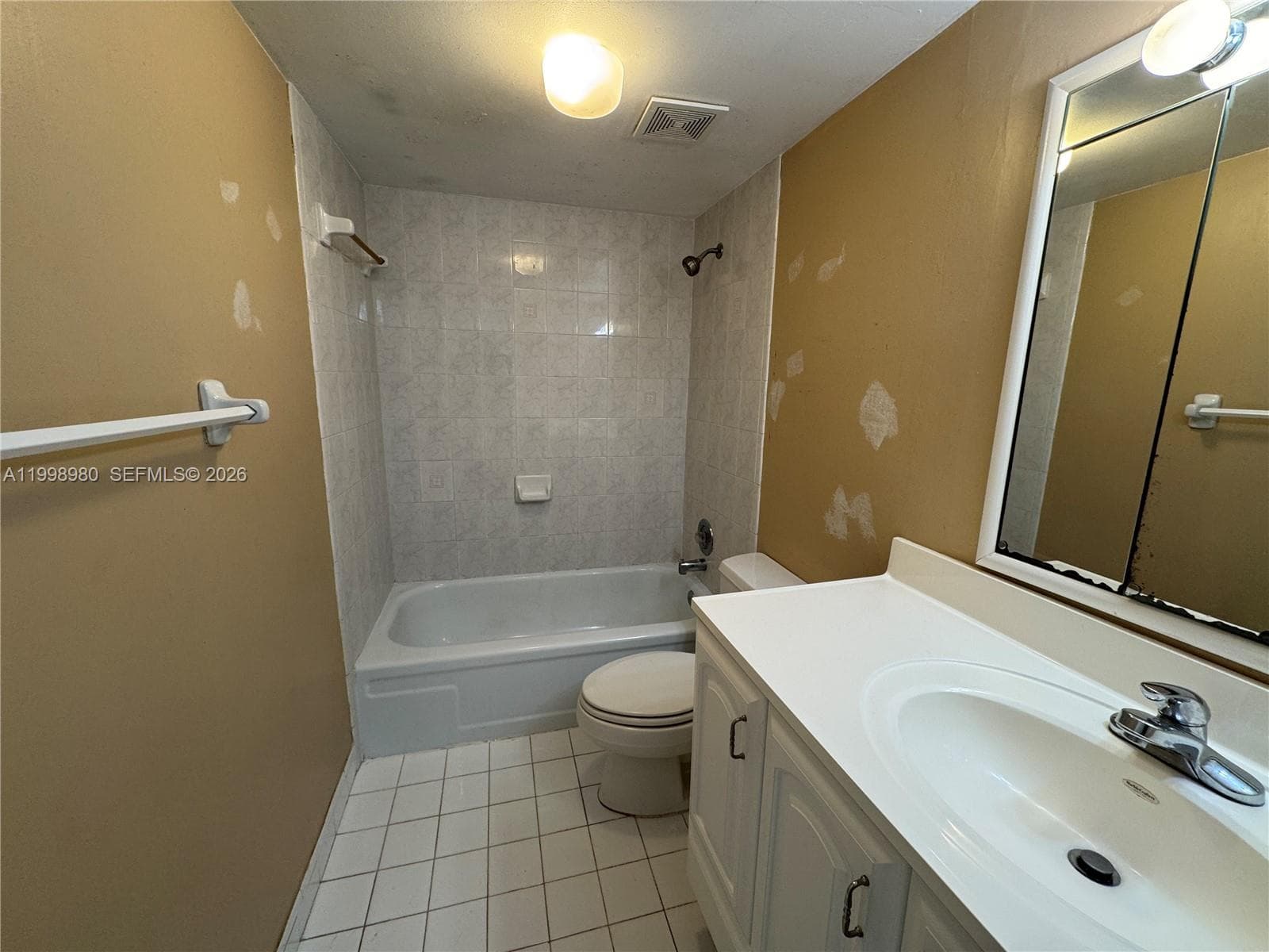 7787 86th St E-206 photo 5