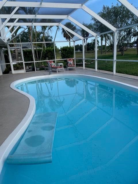 1618 SW Lexington Drive photo 4