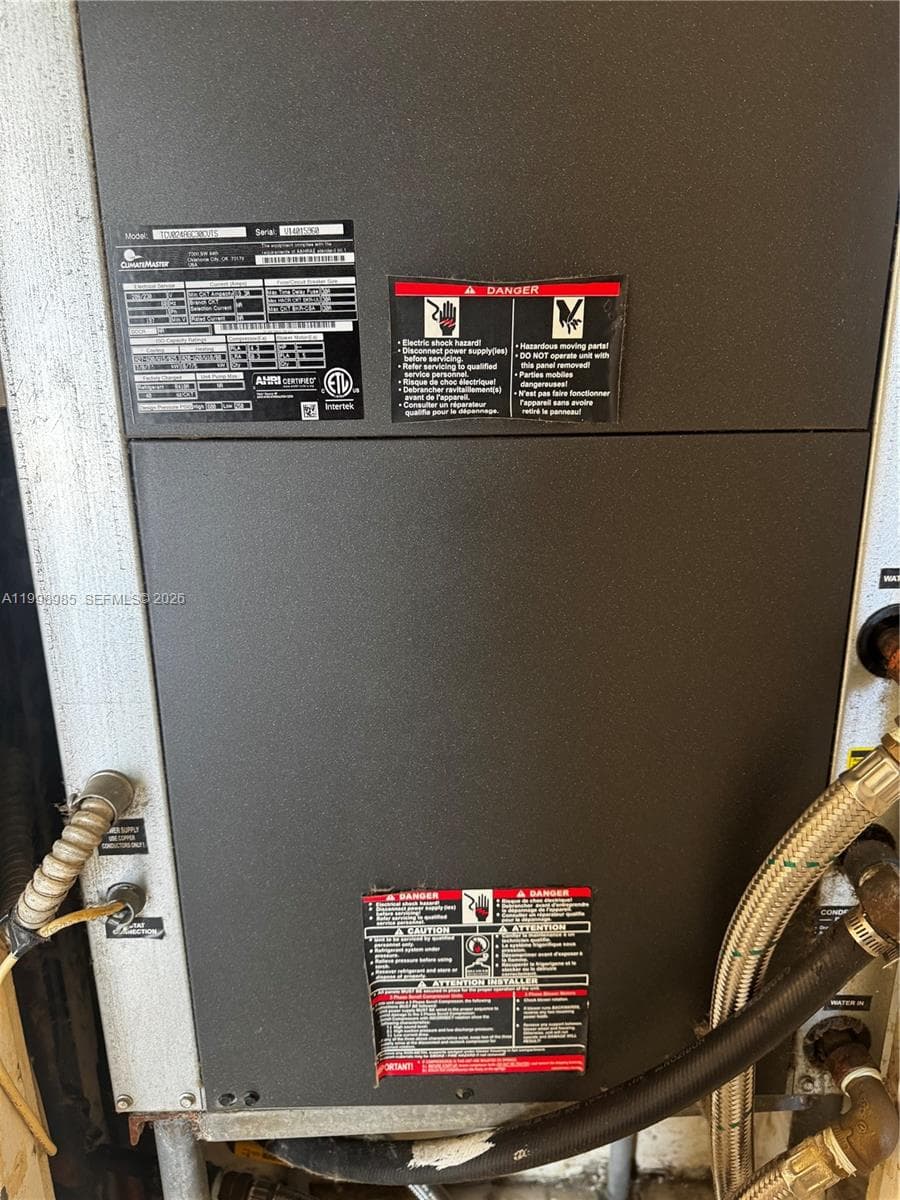 7545 Treasure Dr 9K photo 15