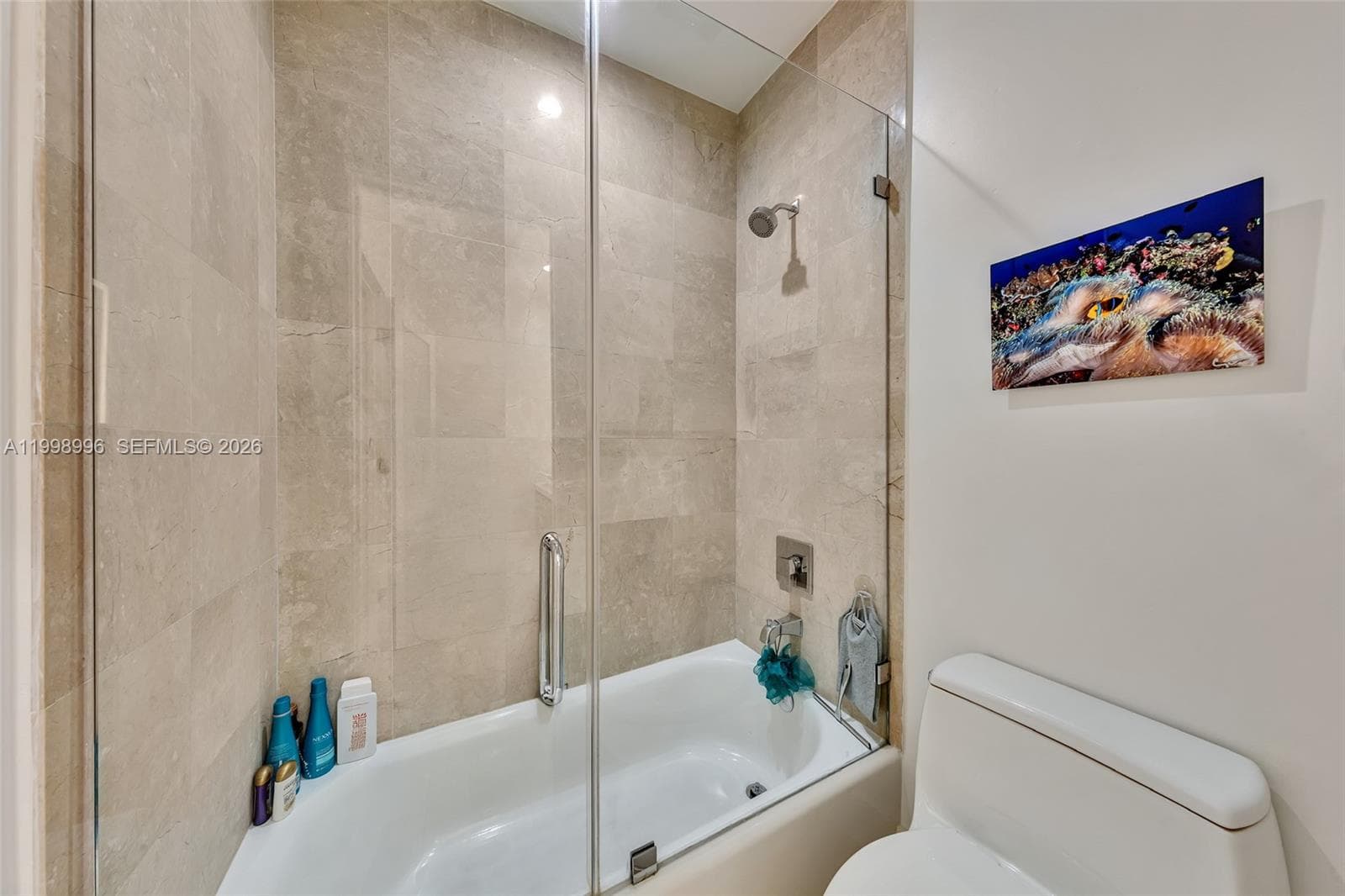 6917 Collins Ave PH22 photo 17