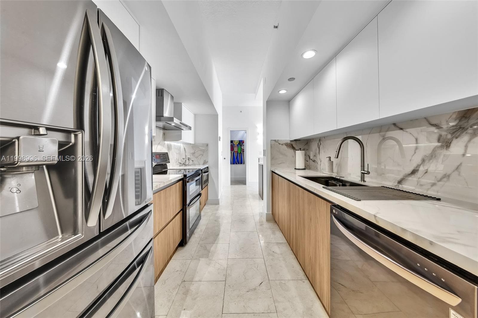 6917 Collins Ave PH22 photo 20