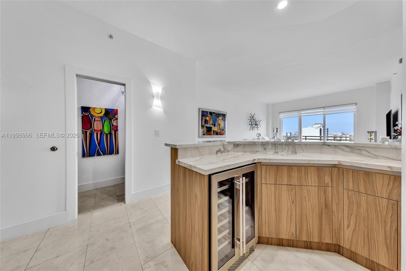 6917 Collins Ave PH22 photo 10