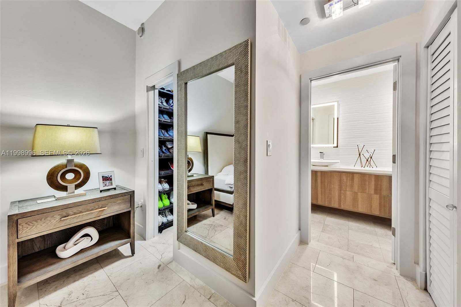 6917 Collins Ave PH22 photo 14