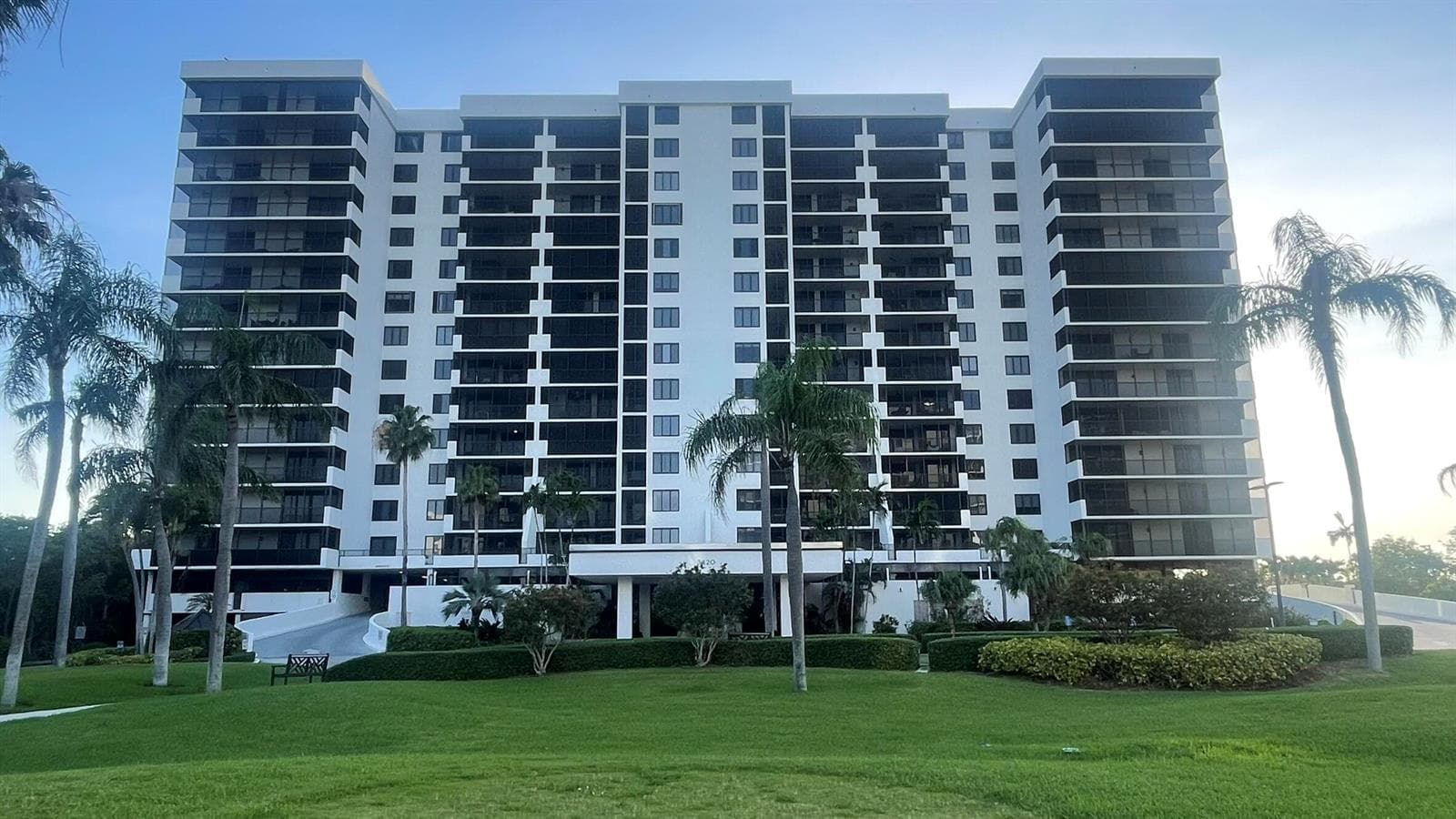3420 S Ocean Boulevard 7o photo 25