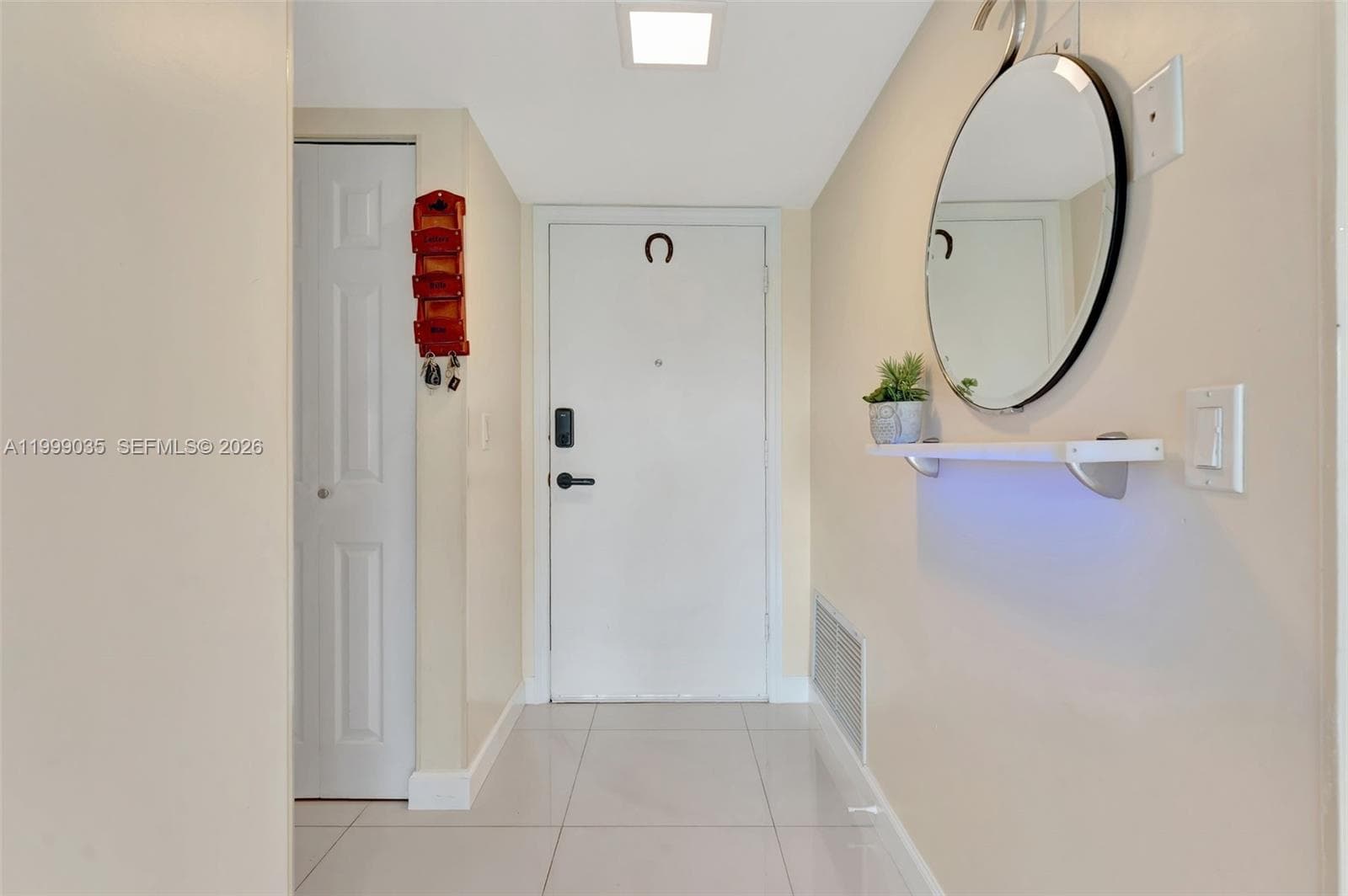 300 Diplomat Pkwy 606 photo 13