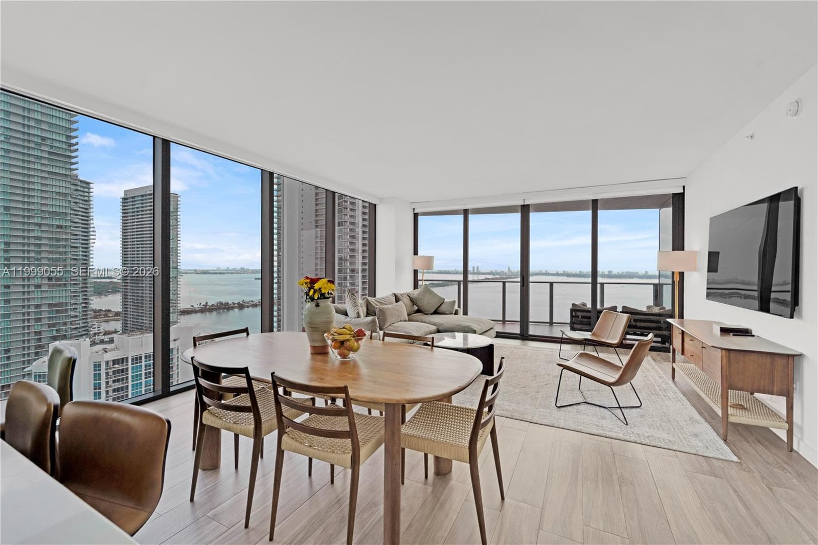 460 28th St 3201 photo 7