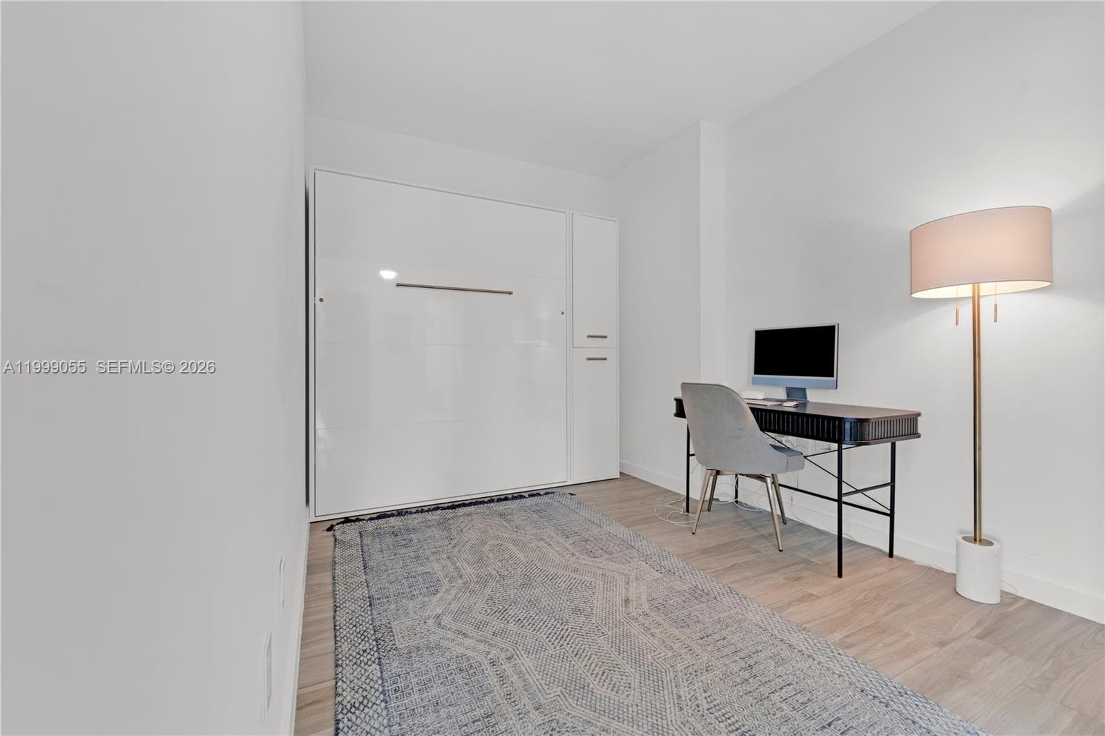 460 28th St 3201 photo 18